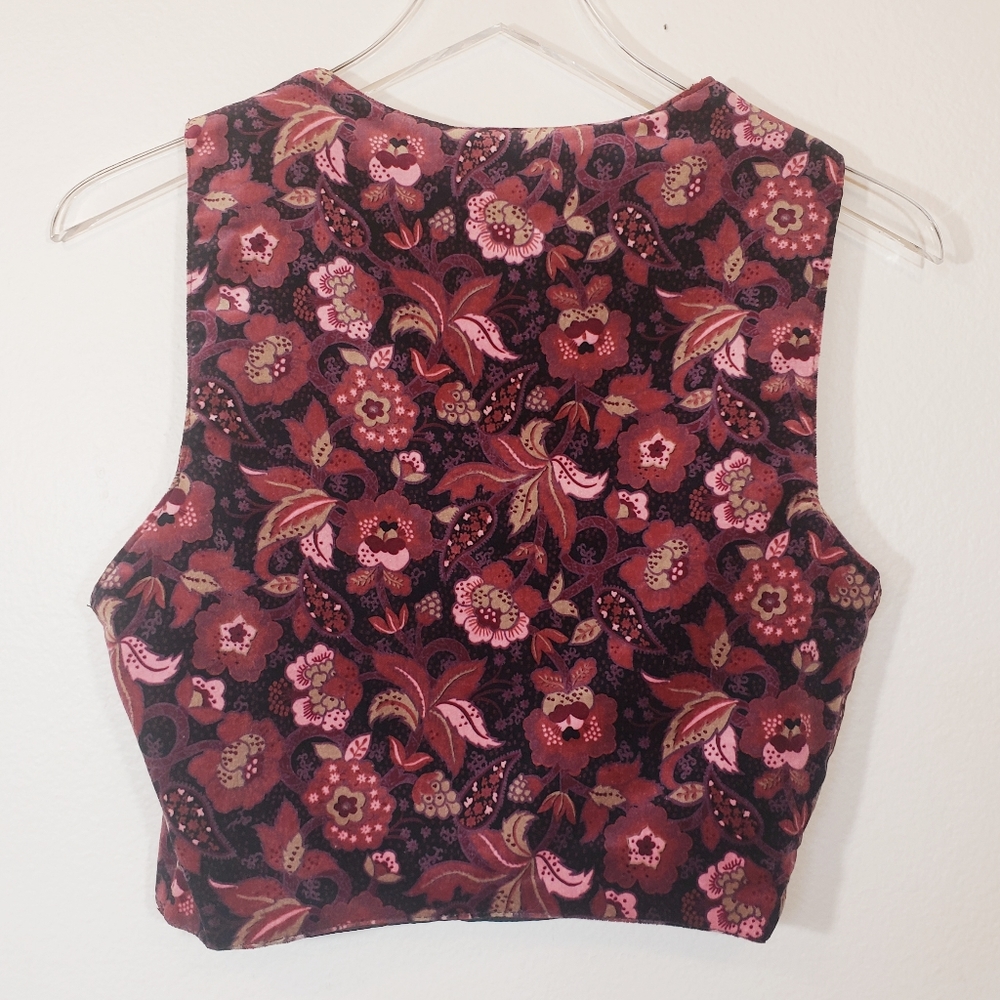 Vintage Jcpenney's Crop Velvet Floral Button Vest Gem